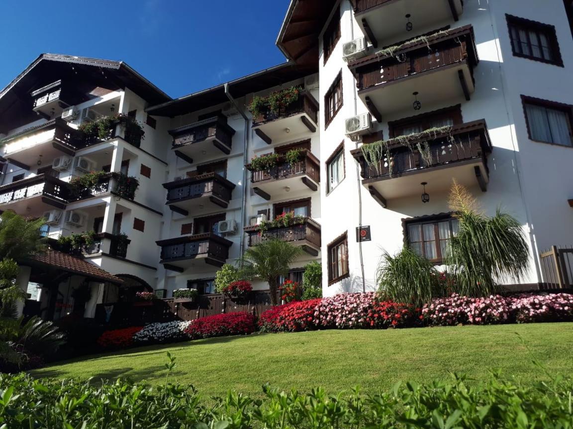 Hotel Tirol Treze Tilias Luaran gambar