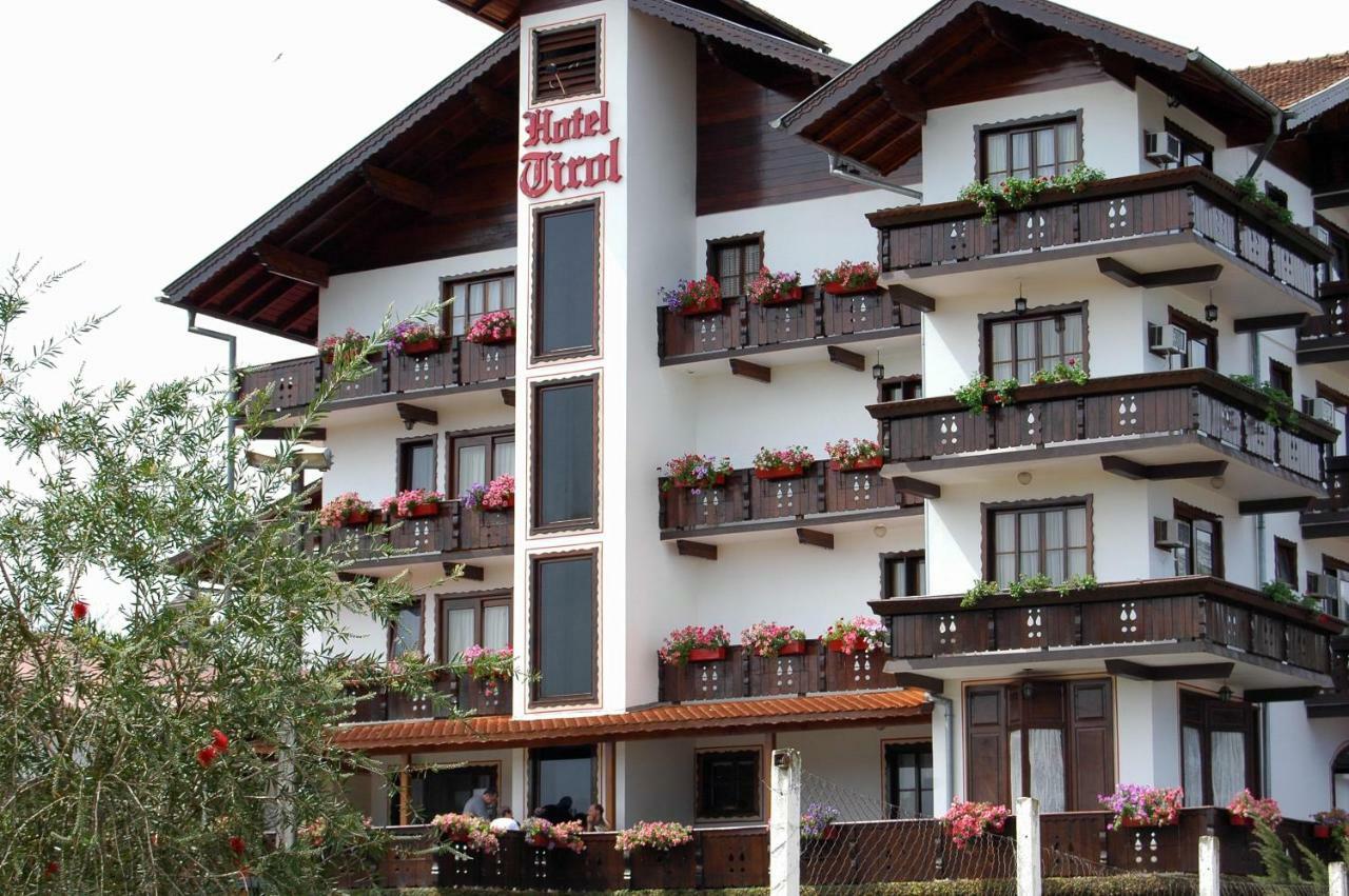 Hotel Tirol Treze Tilias Luaran gambar